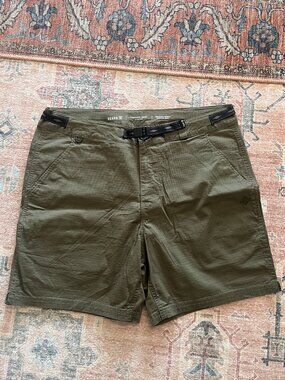 Roark Campover Hiking Shorts Olive Green Belted Lightweight